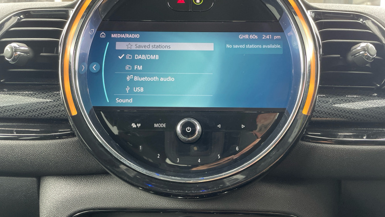 MINI Clubman 1.5 Cooper Shadow Edition 6dr Petrol Estate